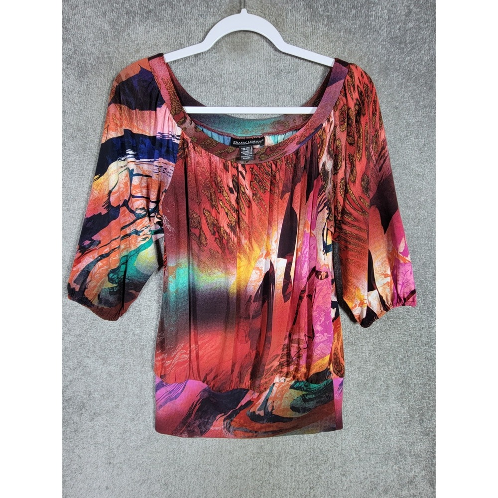 Frank Lyman Designs Top Womens US Size 8 Abstract Banded Hem Scoop Neck Pleats